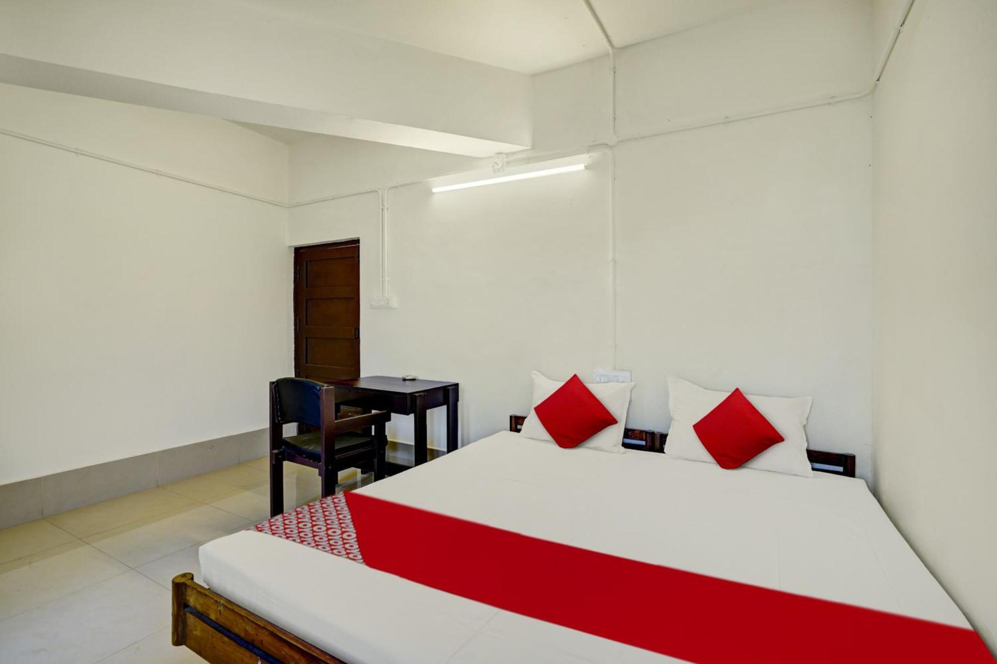 Super Hotel O Ceasar Palace Annex Thodupuzha Ngoại thất bức ảnh